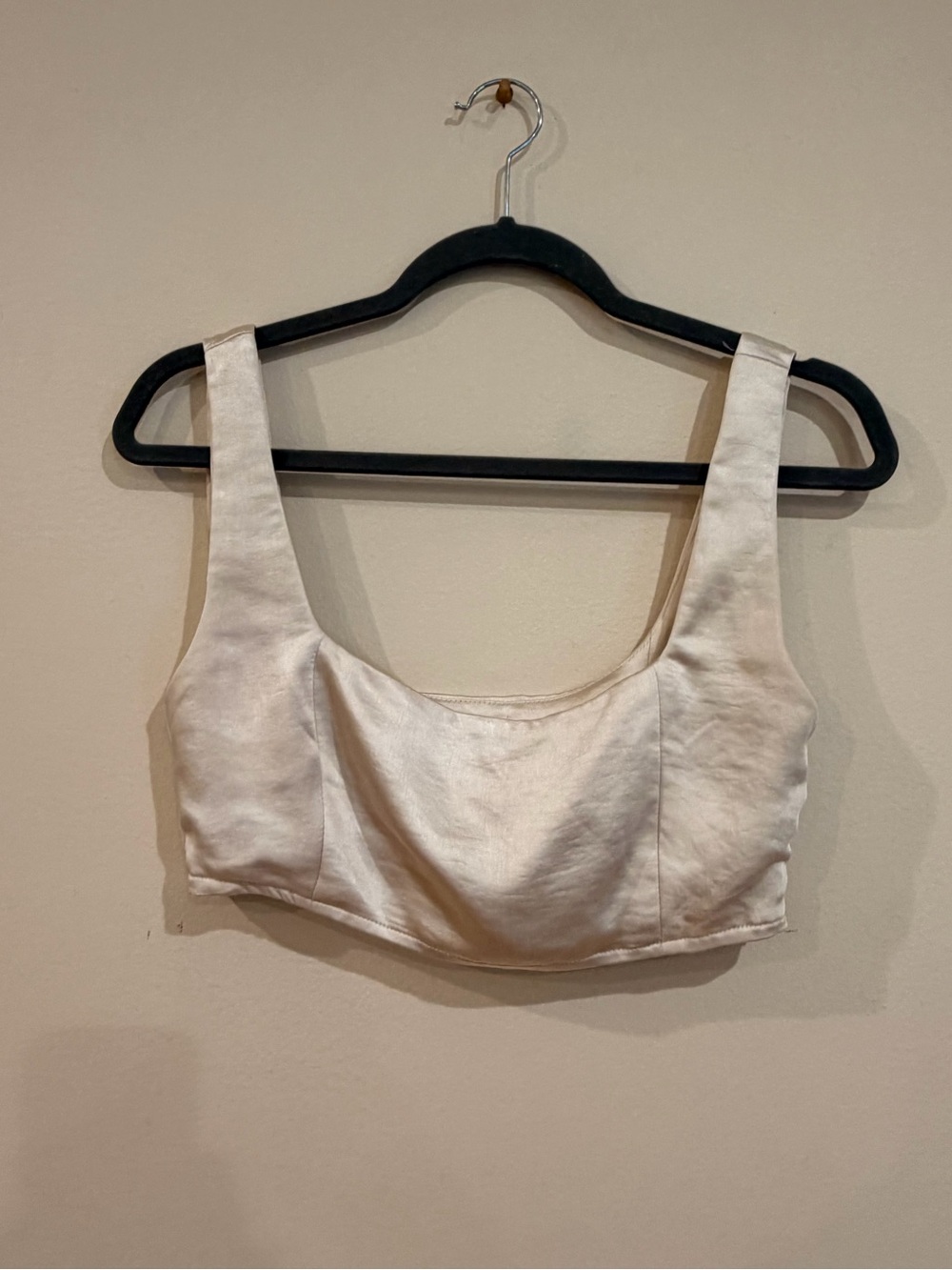 Princess Polly Women's Cream Scoop Neck Crop Top